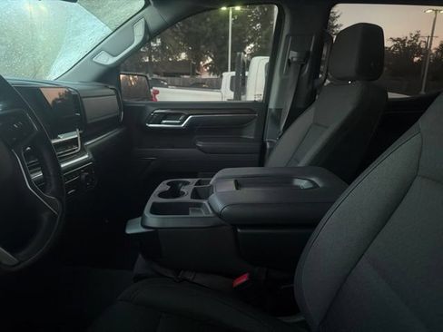 Used 2023 Chevrolet Silverado 1500 LT RWD image 13
