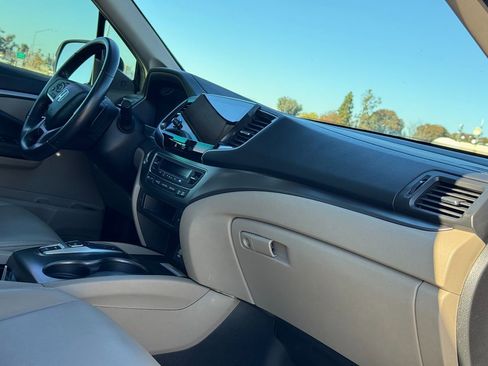 Used 2022 Honda Pilot Special Edition image 35