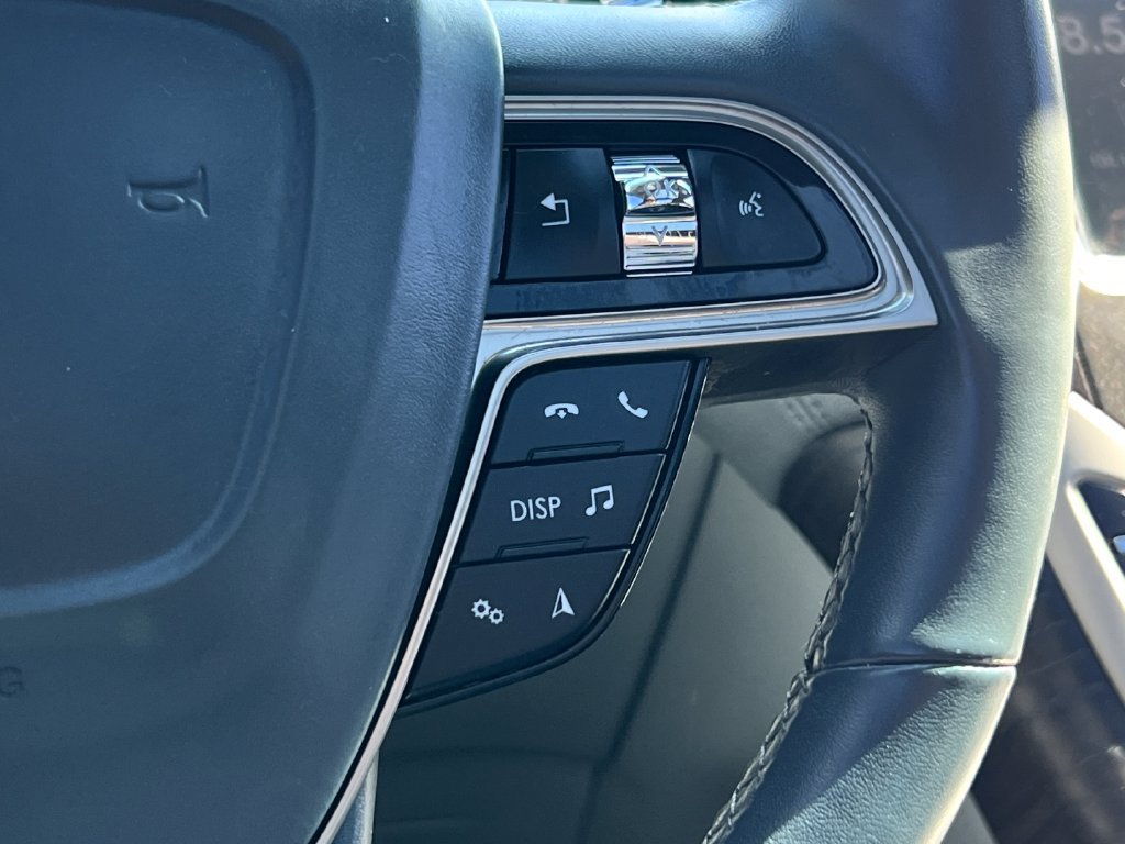Used 2019 Lincoln Nautilus Reserve w/ Ultimate Package FWD image 30