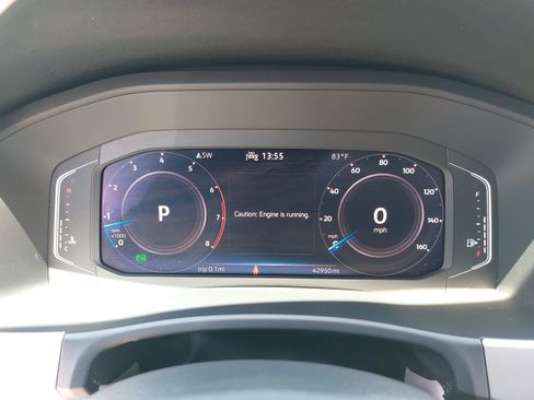 Used 2023 Volkswagen Atlas SE w/ Panoramic Sunroof Package FWD image 22