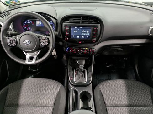 Used 2020 Kia Soul LX image 23