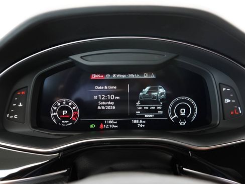 Used 2026 Audi RS Q8 performance AWD/4WD image 86