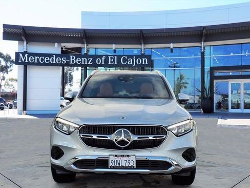 Used 2025 Mercedes-Benz GLC 300 GLC 300 image 2