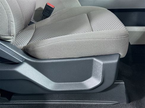 Used 2022 Ford F350 XLT w/ XLT Premium Package image 23