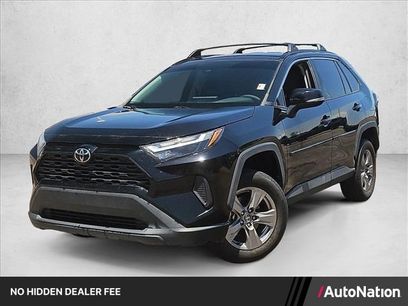 Used 2022 Toyota RAV4 XLE w/ Carpet Mat Package (TMS)