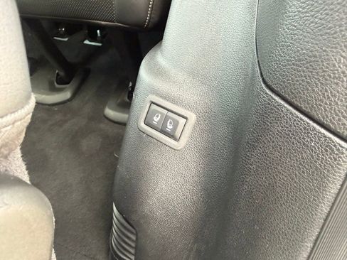 Used 2022 Jeep Wagoneer Series III w/ Convenience Group I AWD/4WD image 38