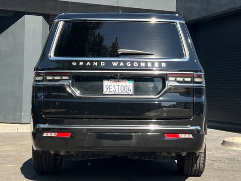 Used 2022 Jeep Grand Wagoneer Series I w/ Flexible Seating Group AWD/4WD image 5