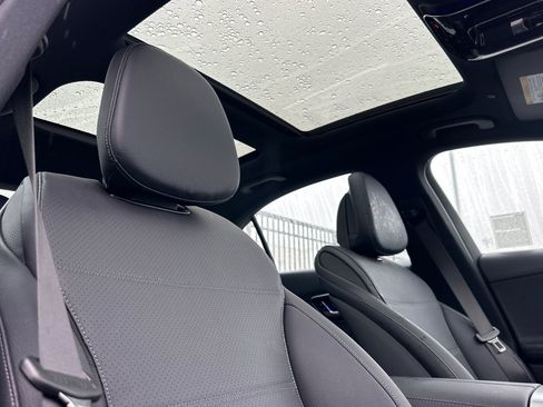 Certified 2025 Mercedes-Benz C 300 Sedan image 18