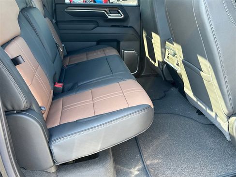 Certified 2025 Chevrolet Silverado 2500 High Country w/ Technology Package image 19