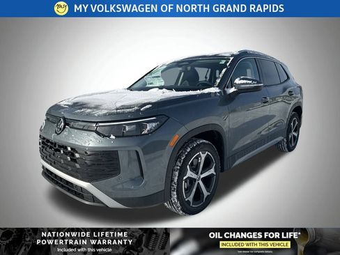 New 2026 Volkswagen Tiguan SE image 7