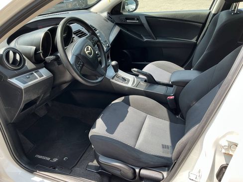 Used 2010 MAZDA MAZDA3 i Touring FWD image 14
