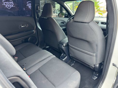 Used 2019 Honda HR-V Sport image 19