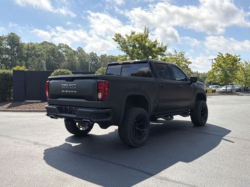 Used 2025 GMC Sierra 1500 Elevation w/ Elevation Premium Package AWD/4WD image 3