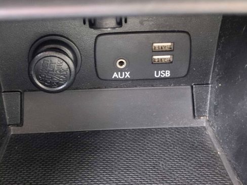 Used 2017 Subaru Outback 3.6R Limited image 33