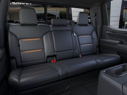New 2026 GMC Sierra 1500 AT4 AWD/4WD image 17