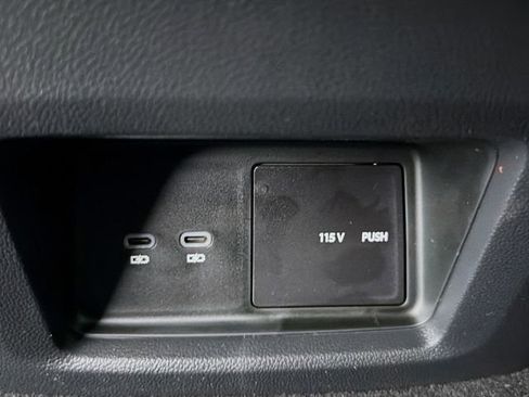 New 2026 Volkswagen Atlas SE FWD image 27