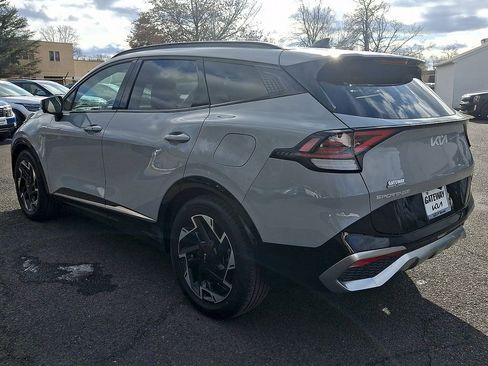 Certified 2023 Kia Sportage SX image 4