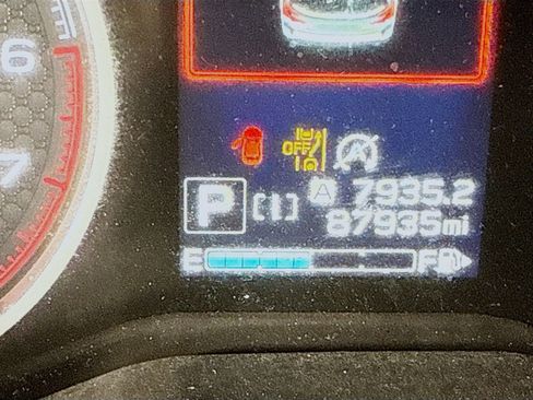 Used 2023 Subaru Forester Premium image 16