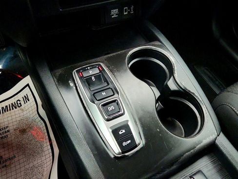 Used 2020 Honda Ridgeline Sport image 16