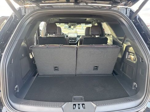 New 2026 Ford Explorer Platinum w/ LUX Leather Package image 16