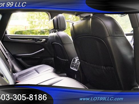 Used 2017 Porsche Macan AWD/4WD image 19