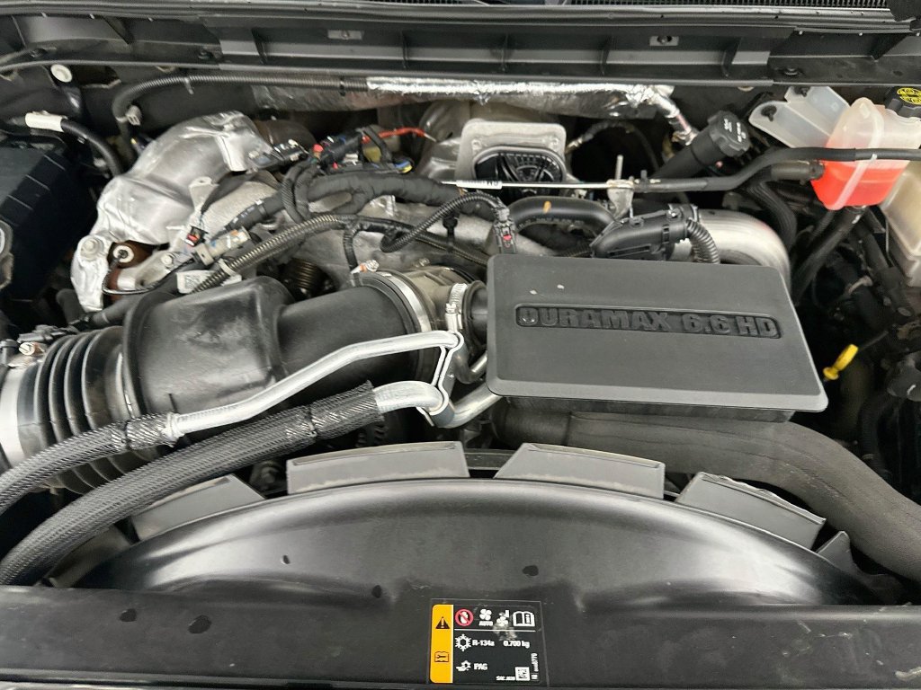 Used 2024 GMC Sierra 3500 Denali w/ Technology Package AWD/4WD image 27