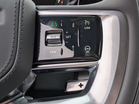 New 2025 Land Rover Range Rover SV AWD/4WD image 16