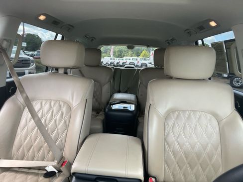 Used 2023 Nissan Armada Platinum w/ Captain's Chairs Package AWD/4WD image 29
