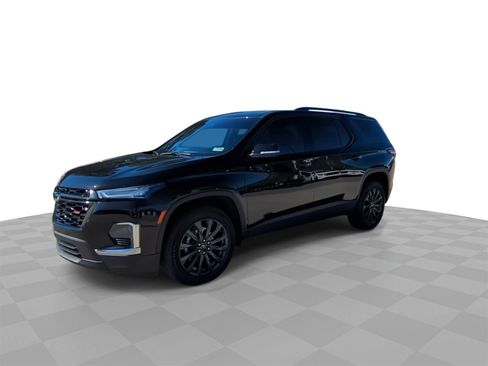 Certified 2023 Chevrolet Traverse RS image 4