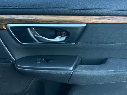 Used 2018 Honda CR-V EX image 19