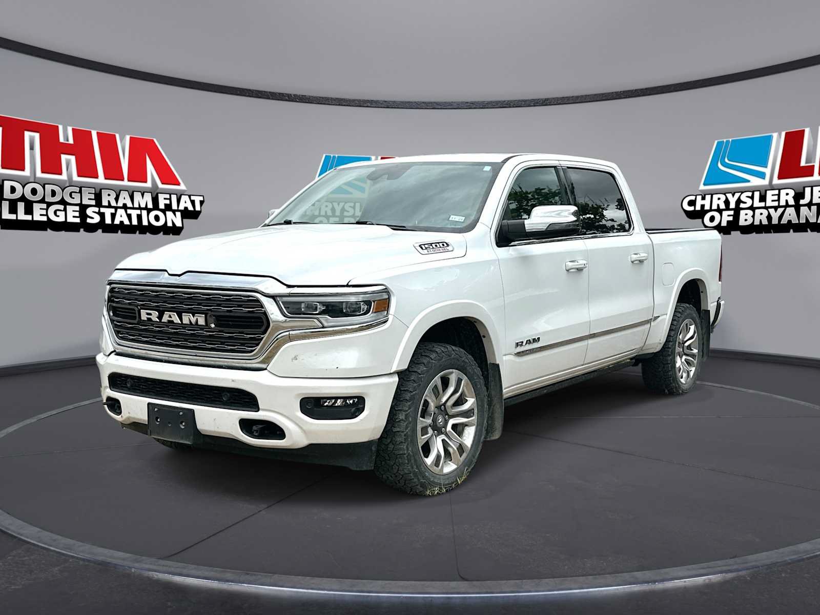 Used 2023 RAM 1500 Limited w/ Trailer Tow Group AWD/4WD image 1