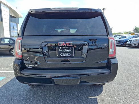 Used 2018 GMC Yukon SLT AWD/4WD image 5