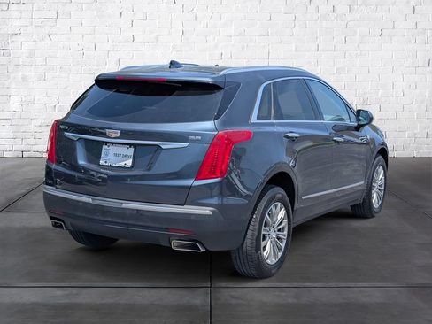 Used 2019 Cadillac XT5 Luxury w/ Advanced Security Package FWD image 7