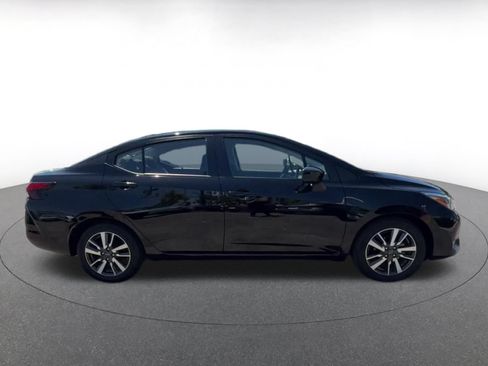 Used 2025 Nissan Versa SV FWD image 15