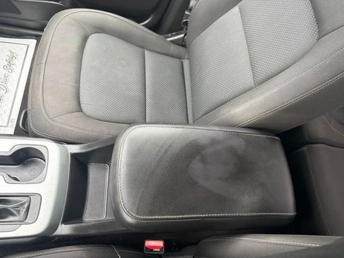 Used 2017 Chevrolet Colorado LT w/ LT Convenience Package RWD image 33