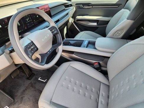 New 2026 Kia EV9 Wind AWD/4WD image 7
