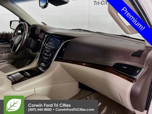 Used 2015 Cadillac Escalade ESV Premium AWD/4WD image 34
