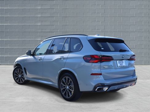 Used 2024 BMW X5 xDrive50e w/ Executive Package image 7