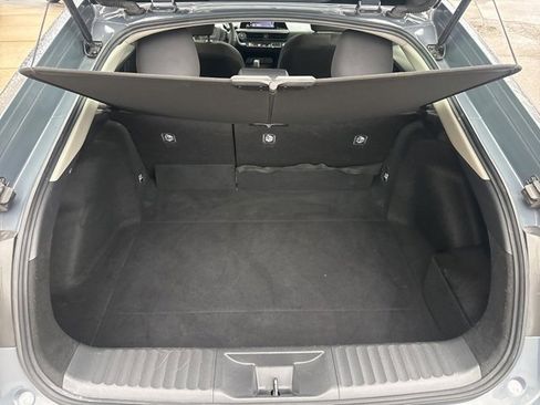 Used 2023 Toyota Prius LE image 28