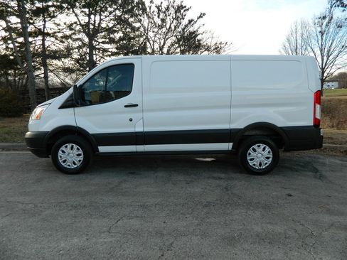 Used 2016 Ford Transit 250 130 Low Roof w/ Exterior Upgrade Package image 4