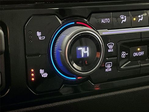 Certified 2025 Chevrolet Silverado 2500 LT image 23