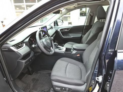Used 2024 Toyota RAV4 XLE w/ Convenience Package AWD/4WD image 17