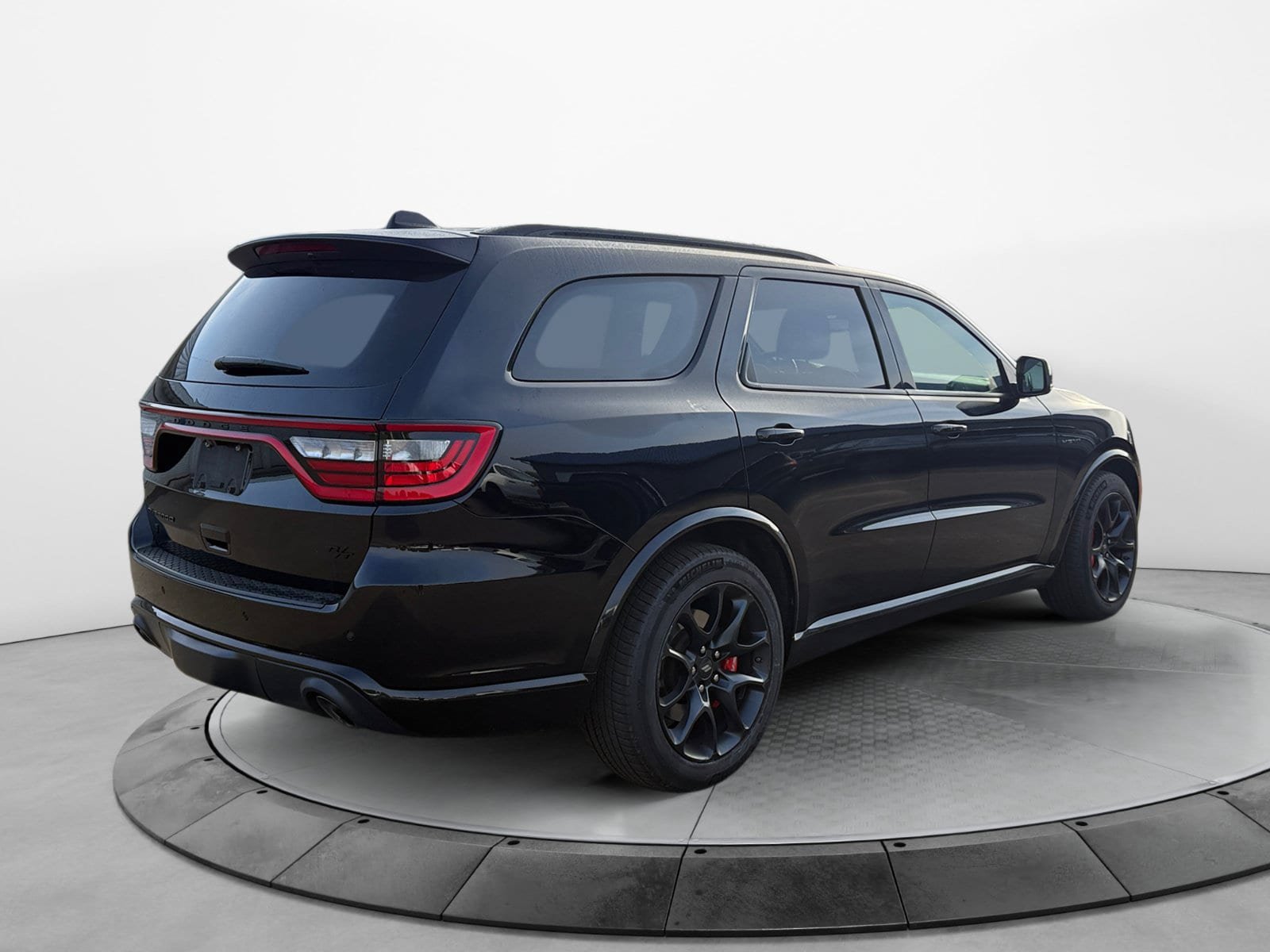 Used 2023 Dodge Durango R/T w/ Tow 'N Go Package AWD/4WD image 5