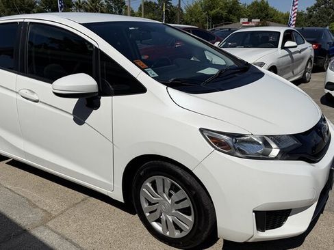 Used 2016 Honda Fit LX image 2