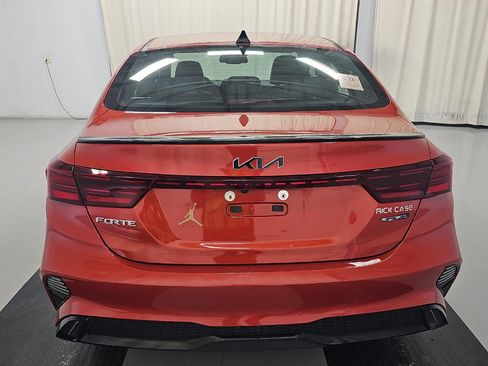 Used 2022 Kia Forte GT-Line w/ GT-Line Technology Package FWD image 6