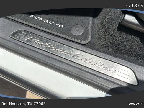 Used 2017 Porsche Cayenne Platinum Edition AWD/4WD image 22