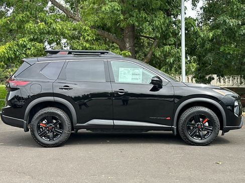 New 2026 Nissan Rogue SV w/ Rock Creek Premium Package AWD/4WD image 8