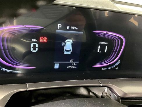 Certified 2024 Kia Telluride S w/ S Sunroof Package image 13