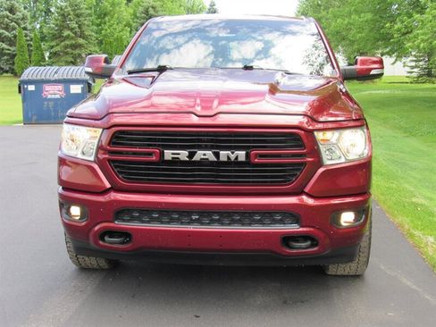 Used 2019 RAM 1500 Big Horn AWD/4WD image 4