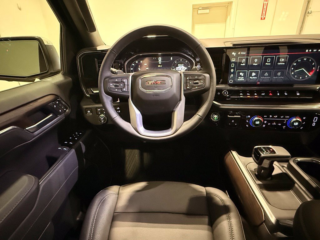 Used 2026 GMC Sierra 1500 SLT AWD/4WD image 30
